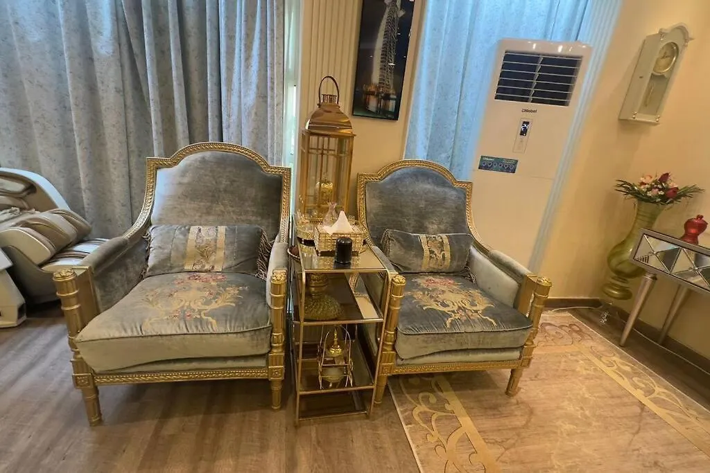 ヴィラ 4Bedrooms Luxurious Furnished Plus Big Majlis シャルジャ